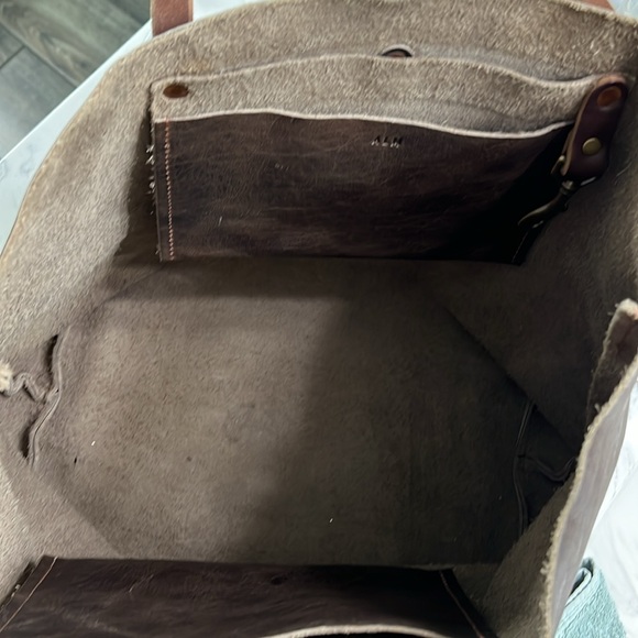 Go Forth Goods Large Avery Charcoal Bison - Picture 9 of 13